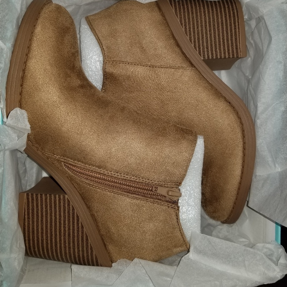 Fall booties - Picture 2 of 2